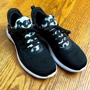 APL Sneakers